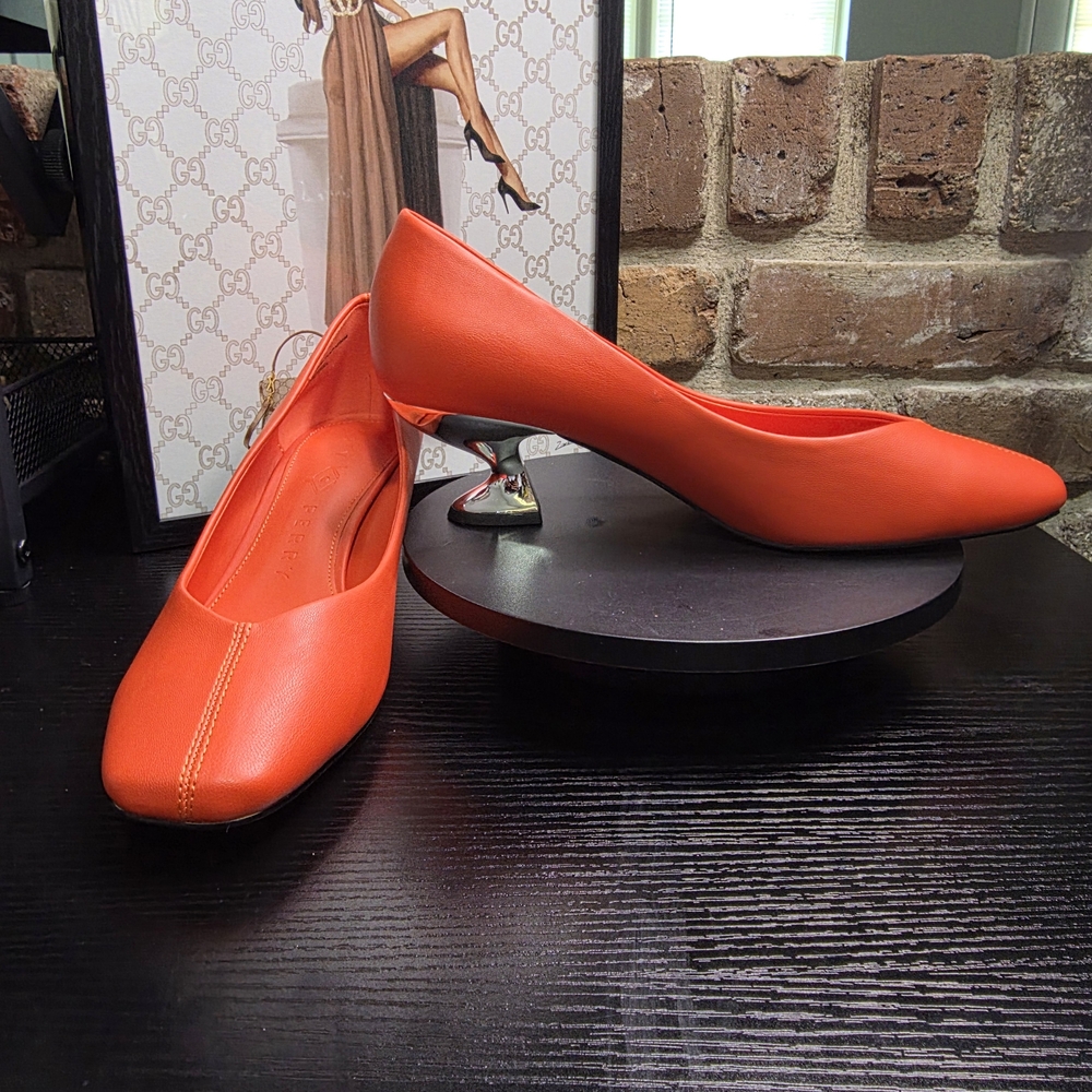 Katy Perry Collections Bright Orange Sculptural Heel Pumps - Picture 2 of 7